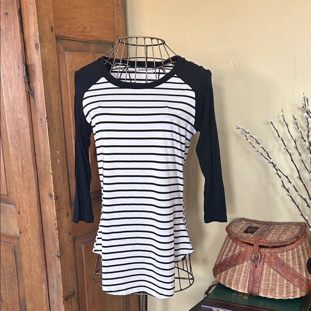 Striped Raglan Sleeve Top